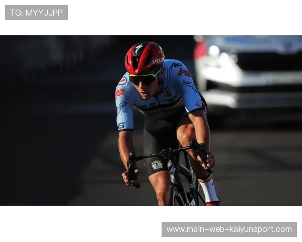 自行车单飞冲刺的孤勇值得敬佩 自行车单飞冲刺的孤勇值得敬佩